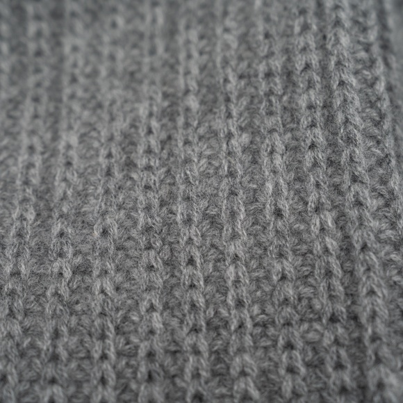 size M Gucci Knit Cashmere Leg Warmers Grey - Picture 4 of 8